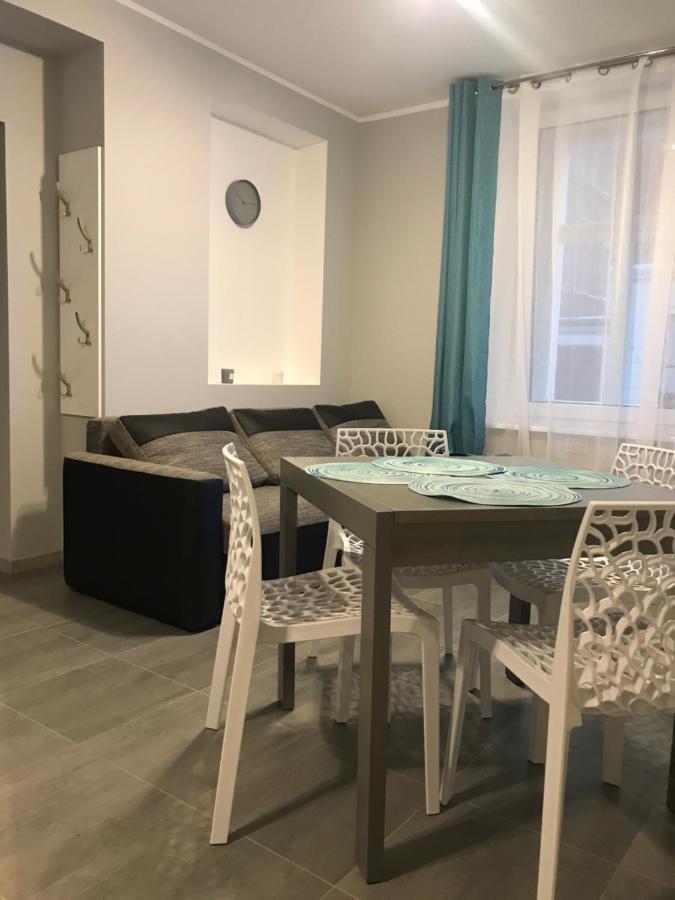 Apartament C18 Jelenia Góra Buitenkant foto