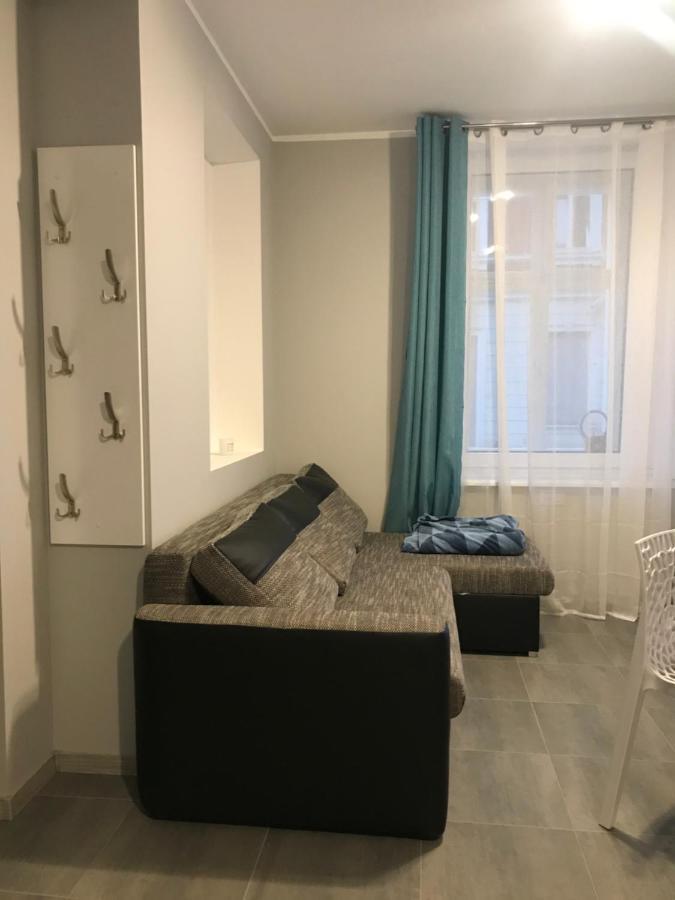 Apartament C18 Jelenia Góra Buitenkant foto