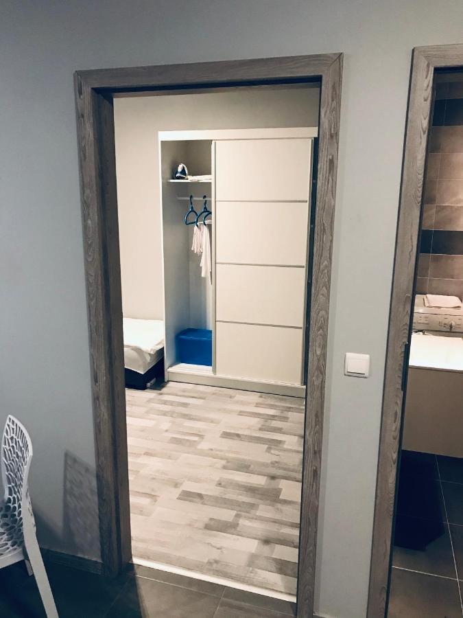 Apartament C18 Jelenia Góra Buitenkant foto