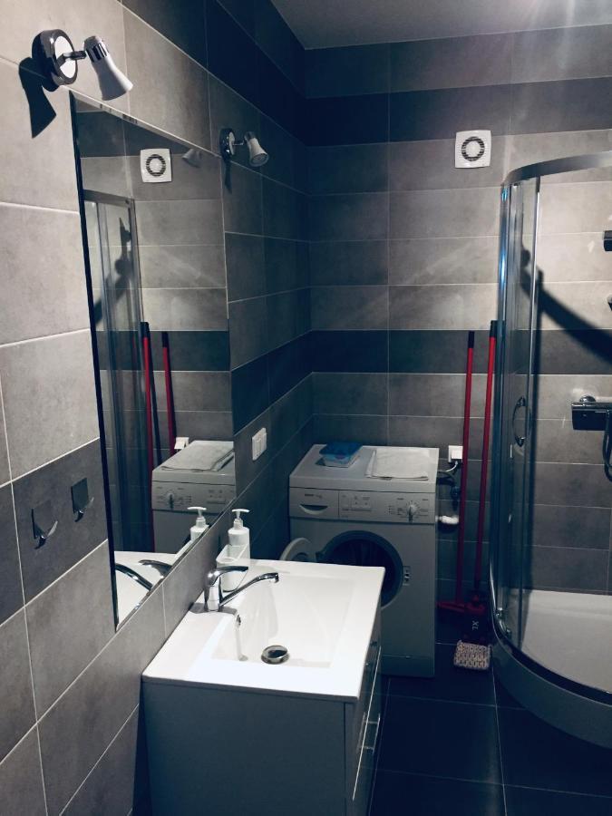 Apartament C18 Jelenia Góra Buitenkant foto