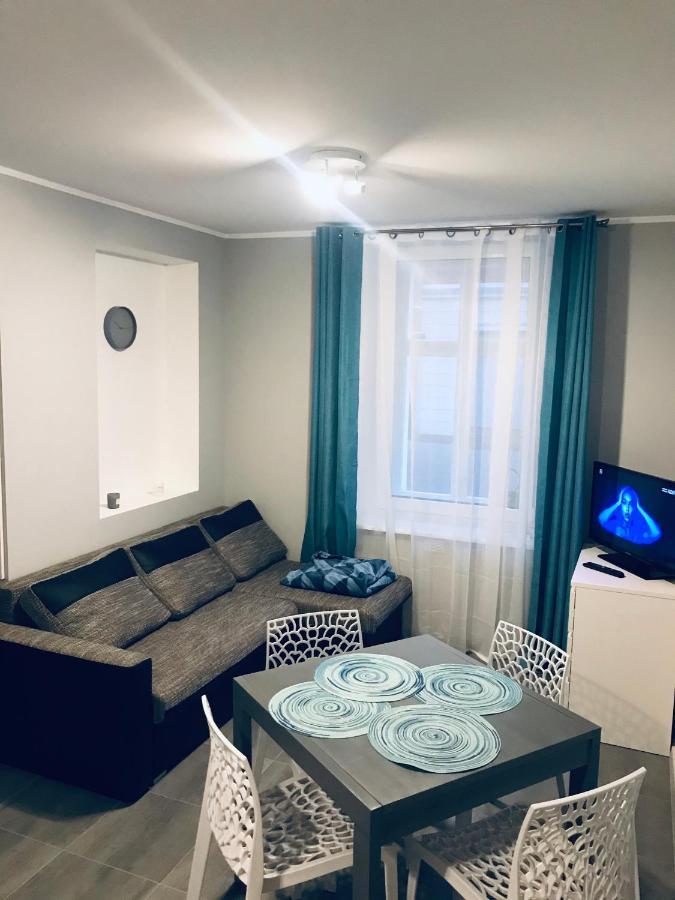 Apartament C18 Jelenia Góra Buitenkant foto